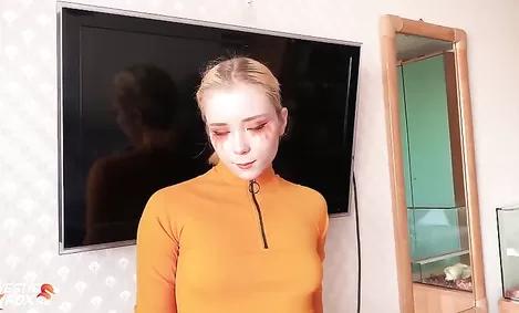 Рыженька в колготках: трах в пилотку и рот.