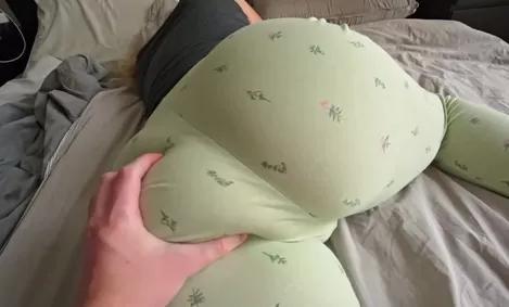 Чувственный трах с толстой попкой