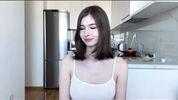 Сексуальная соседка и пропавший презерватив: неожиданное приключение 