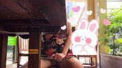 Подарок для кавалера из Tinder: пикантное мелькание и управление вибратором на публике! 