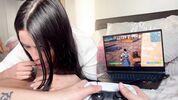 Сексуальная сводная сестра мешает играть и заставляет кончать в FORTNITE | Новый ролик копирайта 