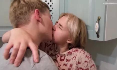 Когда заходишь к соседке за солью - готовься к сексу!