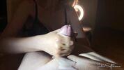 Бедный мужчина: бесконечное кончание с простатическим массажером. 